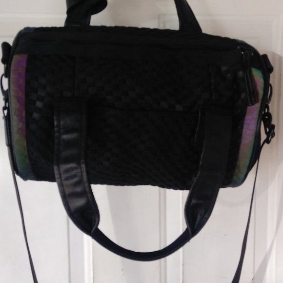 VERA WANG BLACK DUFFLE BAG or BARREL PURSE w/ REFLECTIVE ACCENTS - Picture 9 of 16